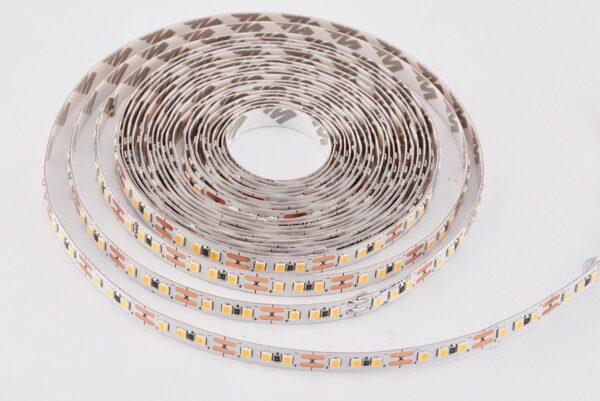 LED STRIP LIGHT 6W – IP 44– 2700K